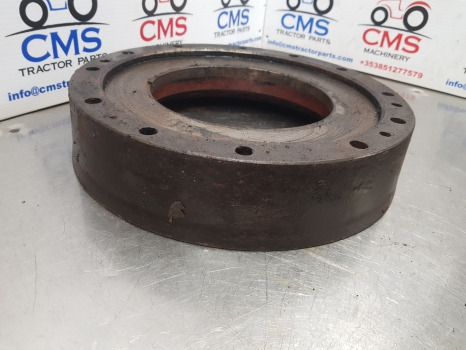 Fiat 140-90, 130-90, 160-90 Rear Axle Spacer Brake Housing 5117648, 5117658 - Eje posterior: foto 3 Fiat 140-90, 130-90, 160-90 Rear Axle Spacer Brake Housing 5117648, 5117658 - Eje posterior: foto 3