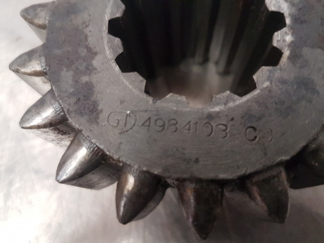 Fiat 90-90, 100-90, 110-90,  Dt Models Pto Drive Gear 4984103 - Transmisión: foto 5 Fiat 90-90, 100-90, 110-90,  Dt Models Pto Drive Gear 4984103 - Transmisión: foto 5