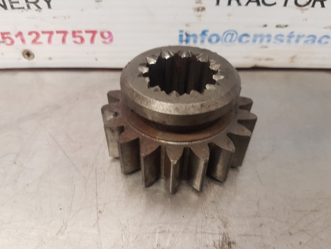 Fiat 90-90, 100-90, 110-90,  Dt Models Pto Drive Gear 4984103 - Transmisión: foto 1 Fiat 90-90, 100-90, 110-90,  Dt Models Pto Drive Gear 4984103 - Transmisión: foto 1