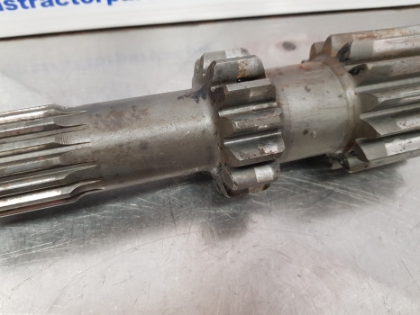 Fiat 90-90, 110-90, Rear Axle Drive Shaft 5111275 - Eje posterior: foto 4 Fiat 90-90, 110-90, Rear Axle Drive Shaft 5111275 - Eje posterior: foto 4