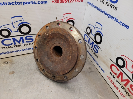 Fiat 980, 1180, 90-90, 100-90, 110-90 Front Axle Hub Shaft 5104077, 5129675 - Eje delantero: foto 4 Fiat 980, 1180, 90-90, 100-90, 110-90 Front Axle Hub Shaft 5104077, 5129675 - Eje delantero: foto 4