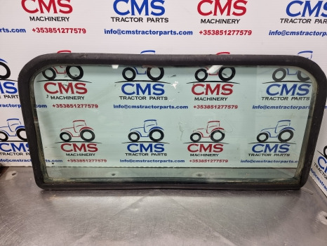 Fiat F Series F100, F110, F130, F140, Back Glass Bottom 5153550, 5161840 - Ventana y piezas: foto 1 Fiat F Series F100, F110, F130, F140, Back Glass Bottom 5153550, 5161840 - Ventana y piezas: foto 1