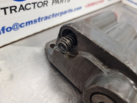 Ford 40 Series, 7840, 8240, 8340, Ts, Hydraulic Valve F2nnr947aa, 81878459 - Válvula hidráulica para Maquinaria agrícola: foto 3 Ford 40 Series, 7840, 8240, 8340, Ts, Hydraulic Valve F2nnr947aa, 81878459 - Válvula hidráulica para Maquinaria agrícola: foto 3