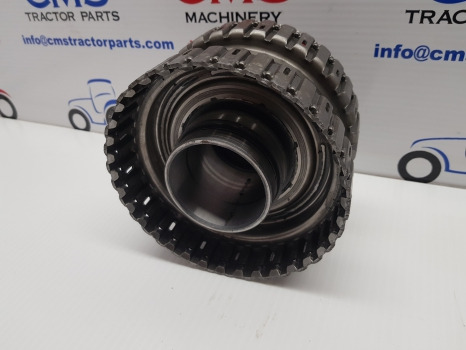 Ford 40 Series, Ts, 8240, 7840, Transmission Clutch Housing Front F0nn7r037ac - Embrague y piezas: foto 2 Ford 40 Series, Ts, 8240, 7840, Transmission Clutch Housing Front F0nn7r037ac - Embrague y piezas: foto 2