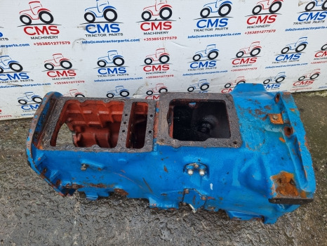 Ford 4630, 5030, 4830, 30 Series, Transmission Gearbox Housing K3660221114 - Caja de cambios: foto 2 Ford 4630, 5030, 4830, 30 Series, Transmission Gearbox Housing K3660221114 - Caja de cambios: foto 2