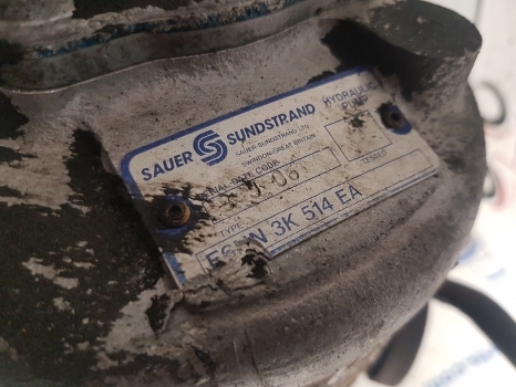 Ford 555 600, 10, 1000 Ser Steering Pump E6nn3k514ea, E6nn3k514da, D8nn3k514eb - Bomba de dirección para Tractor: foto 2 Ford 555 600, 10, 1000 Ser Steering Pump E6nn3k514ea, E6nn3k514da, D8nn3k514eb - Bomba de dirección para Tractor: foto 2