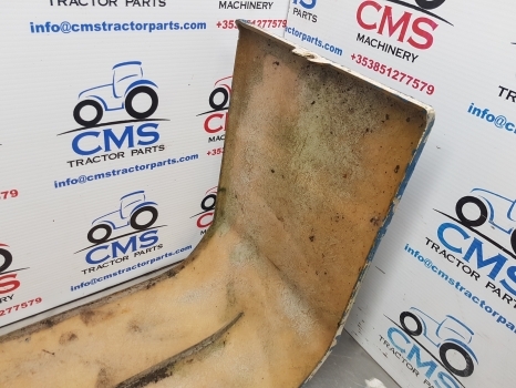 Ford 7810, 7910, 8210 Series Bonnet Cover Panel In Front Of The Cab D5nn9n128a - Capota para Tractor: foto 5 Ford 7810, 7910, 8210 Series Bonnet Cover Panel In Front Of The Cab D5nn9n128a - Capota para Tractor: foto 5