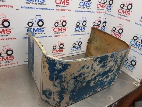 Ford 7810, 7910, 8210 Series Bonnet Cover Panel In Front Of The Cab D5nn9n128a - Capota para Tractor: foto 3 Ford 7810, 7910, 8210 Series Bonnet Cover Panel In Front Of The Cab D5nn9n128a - Capota para Tractor: foto 3