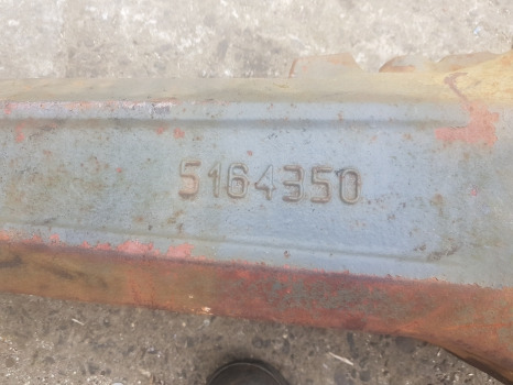 Ford 8240, 8340, 7840, Fiat M, Front Axle Complete 5164350, 5164349 - Eje y piezas: foto 4 Ford 8240, 8340, 7840, Fiat M, Front Axle Complete 5164350, 5164349 - Eje y piezas: foto 4