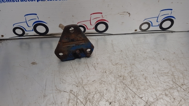 Ford , Case King Pin 44723541881 - Dirección para Tractor: foto 1 Ford , Case King Pin 44723541881 - Dirección para Tractor: foto 1