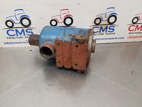 Ford Dexta, Super Dexta, Engine Air Filter Box, Oil Bath 960e18205, 957e9600a - Sistema de admisión de aire: foto 1 Ford Dexta, Super Dexta, Engine Air Filter Box, Oil Bath 960e18205, 957e9600a - Sistema de admisión de aire: foto 1