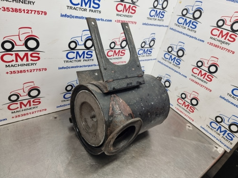 Ford New Holland 7840, 40 Series, Engine Air Cleaner Assembly 82008592 - Sistema de admisión de aire: foto 2 Ford New Holland 7840, 40 Series, Engine Air Cleaner Assembly 82008592 - Sistema de admisión de aire: foto 2