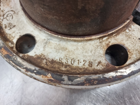 Ford Tw15, Tw10, Tw20, Wheel Wedges Pair Welded D6nn1n035a, D9nn1n036aa - Llanta para Tractor: foto 3 Ford Tw15, Tw10, Tw20, Wheel Wedges Pair Welded D6nn1n035a, D9nn1n036aa - Llanta para Tractor: foto 3