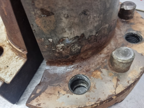 Ford Tw15, Tw10, Tw20, Wheel Wedges Pair Welded D6nn1n035a, D9nn1n036aa - Llanta para Tractor: foto 4 Ford Tw15, Tw10, Tw20, Wheel Wedges Pair Welded D6nn1n035a, D9nn1n036aa - Llanta para Tractor: foto 4