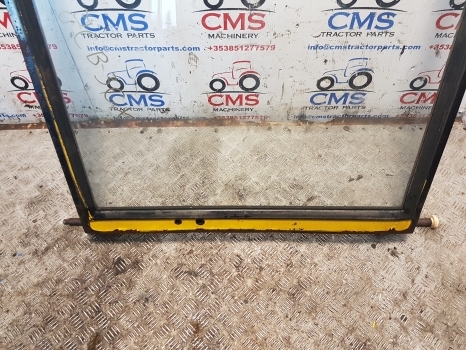 Jcb 3cx Sitemaster Rear Window Frame With Glass 121/07000, 92606001, 657/00018 - Ventana y piezas para Retroexcavadora: foto 2 Jcb 3cx Sitemaster Rear Window Frame With Glass 121/07000, 92606001, 657/00018 - Ventana y piezas para Retroexcavadora: foto 2
