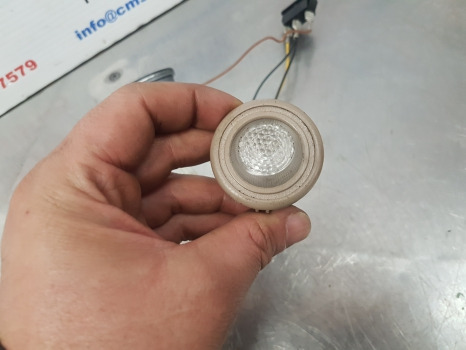 John Deere 6145r, 6r Series, Cab Interior Lights Al154760, Al205771 - Luz/ Iluminación: foto 3 John Deere 6145r, 6r Series, Cab Interior Lights Al154760, Al205771 - Luz/ Iluminación: foto 3