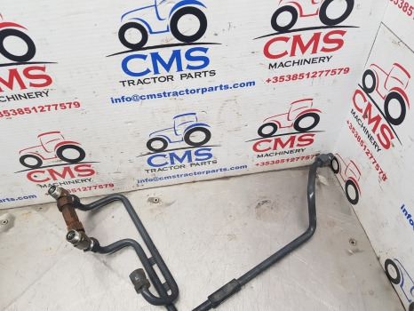 Kubota M5092 Oil Cooler Pipes - Radiador: foto 2 Kubota M5092 Oil Cooler Pipes - Radiador: foto 2