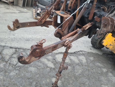 Massey Ferguson 4255 Lift Arm Rhs - Bastidor/ Chasis para Maquinaria agrícola: foto 2 Massey Ferguson 4255 Lift Arm Rhs - Bastidor/ Chasis para Maquinaria agrícola: foto 2