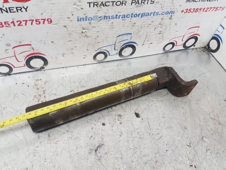 Massey Ferguson 50 Hx Front Axle Pin - Eje delantero para Retroexcavadora: foto 5 Massey Ferguson 50 Hx Front Axle Pin - Eje delantero para Retroexcavadora: foto 5