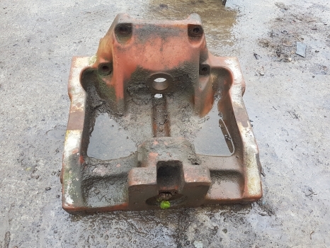 Massey Ferguson 50h, 50hx, Front Axle Casting 3510463m1 - Eje delantero para Retroexcavadora: foto 2 Massey Ferguson 50h, 50hx, Front Axle Casting 3510463m1 - Eje delantero para Retroexcavadora: foto 2