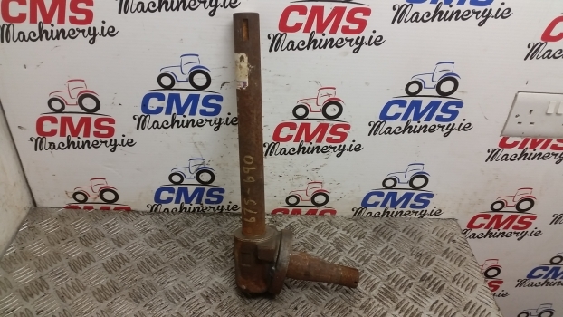 Massey Ferguson Steering Spindle 100, 200, 500, 600 Series 897475m96 897475m95 - Mangueta para Tractor: foto 1 Massey Ferguson Steering Spindle 100, 200, 500, 600 Series 897475m96 897475m95 - Mangueta para Tractor: foto 1