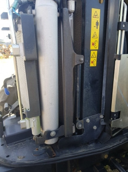 Mccormick X7.650 Hydraulic Oil Cooler Dt224100-4210, 47whgu0803, - Hidráulica: foto 1 Mccormick X7.650 Hydraulic Oil Cooler Dt224100-4210, 47whgu0803, - Hidráulica: foto 1