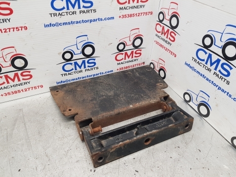 New Holland Case Puma T6000, T7 T7.200 Hood Bonnet Support 84153356, 87353681 - Capota para Tractor: foto 1 New Holland Case Puma T6000, T7 T7.200 Hood Bonnet Support 84153356, 87353681 - Capota para Tractor: foto 1