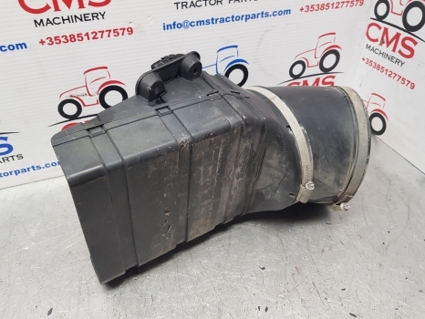 New Holland Case T7.200 Engine Air Cleaner Intake Vent 87518691, 84131959 - Sistema de admisión de aire para Tractor: foto 4 New Holland Case T7.200 Engine Air Cleaner Intake Vent 87518691, 84131959 - Sistema de admisión de aire para Tractor: foto 4