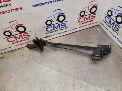 New Holland T4000, Tnd, Tn70sa, Tn60 Da Deluxe Top Link Holder Bracket 87563740 - Suspensión: foto 3 New Holland T4000, Tnd, Tn70sa, Tn60 Da Deluxe Top Link Holder Bracket 87563740 - Suspensión: foto 3