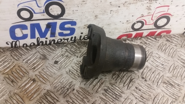 Árbol de transmisión para Tractor New Holland T5.100, T5.110, T5.120 4wd Propeller Shaft Hub 47669813: foto 1
