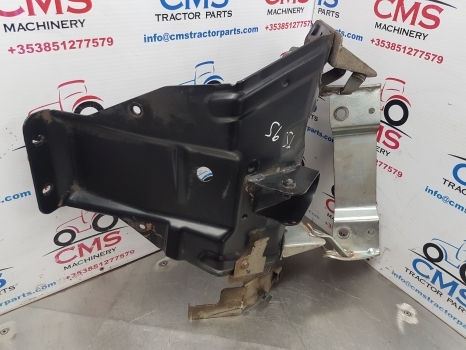 New Holland T5.105, T5.95, Case Farmal Se Engine Hood Support 84478152, 84538400 - Capota para Tractor: foto 5 New Holland T5.105, T5.95, Case Farmal Se Engine Hood Support 84478152, 84538400 - Capota para Tractor: foto 5