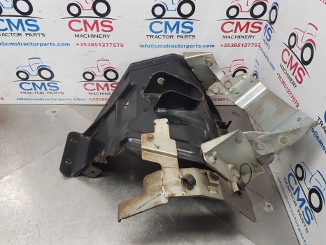 New Holland T5.105, T5.95, Case Farmal Se Engine Hood Support 84478152, 84538400 - Capota para Tractor: foto 3 New Holland T5.105, T5.95, Case Farmal Se Engine Hood Support 84478152, 84538400 - Capota para Tractor: foto 3