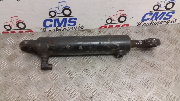 New Holland T7, T7000 Series T7040 Lift Cylinder, Ram 84527512, 87644502 - Cilindro hidráulico para Tractor: foto 1 New Holland T7, T7000 Series T7040 Lift Cylinder, Ram 84527512, 87644502 - Cilindro hidráulico para Tractor: foto 1