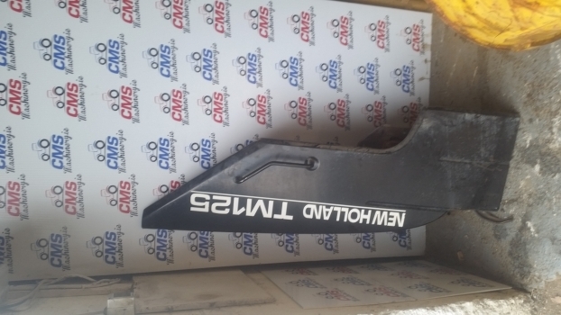 New Holland Tm125 Lh Bonnett 82005641 - Capota para Tractor: foto 1 New Holland Tm125 Lh Bonnett 82005641 - Capota para Tractor: foto 1