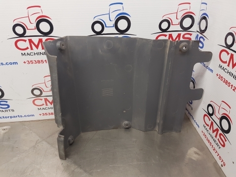 New Holland Ts115a Cab Console Panel Trim 82021886 - Cabina e interior para Tractor: foto 3 New Holland Ts115a Cab Console Panel Trim 82021886 - Cabina e interior para Tractor: foto 3