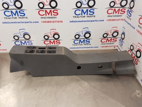 New Holland Ts115a Cab Trim Panel Lhs 87315838, 47382955 - Cabina e interior para Tractor: foto 1 New Holland Ts115a Cab Trim Panel Lhs 87315838, 47382955 - Cabina e interior para Tractor: foto 1
