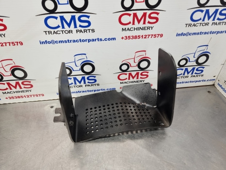 Mccormick Xtx 165, Xtx145 Tier 3 Pto Guard, Shield, 712743a1 - Piezas de recambio para Tractor: foto 2 Mccormick Xtx 165, Xtx145 Tier 3 Pto Guard, Shield, 712743a1 - Piezas de recambio para Tractor: foto 2