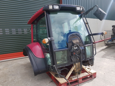 Valtra T.150 T150ch, T150c, Tc, Tch Series, Complete Cab V35971000, V36567500 - Cabina: foto 2 Valtra T.150 T150ch, T150c, Tc, Tch Series, Complete Cab V35971000, V36567500 - Cabina: foto 2