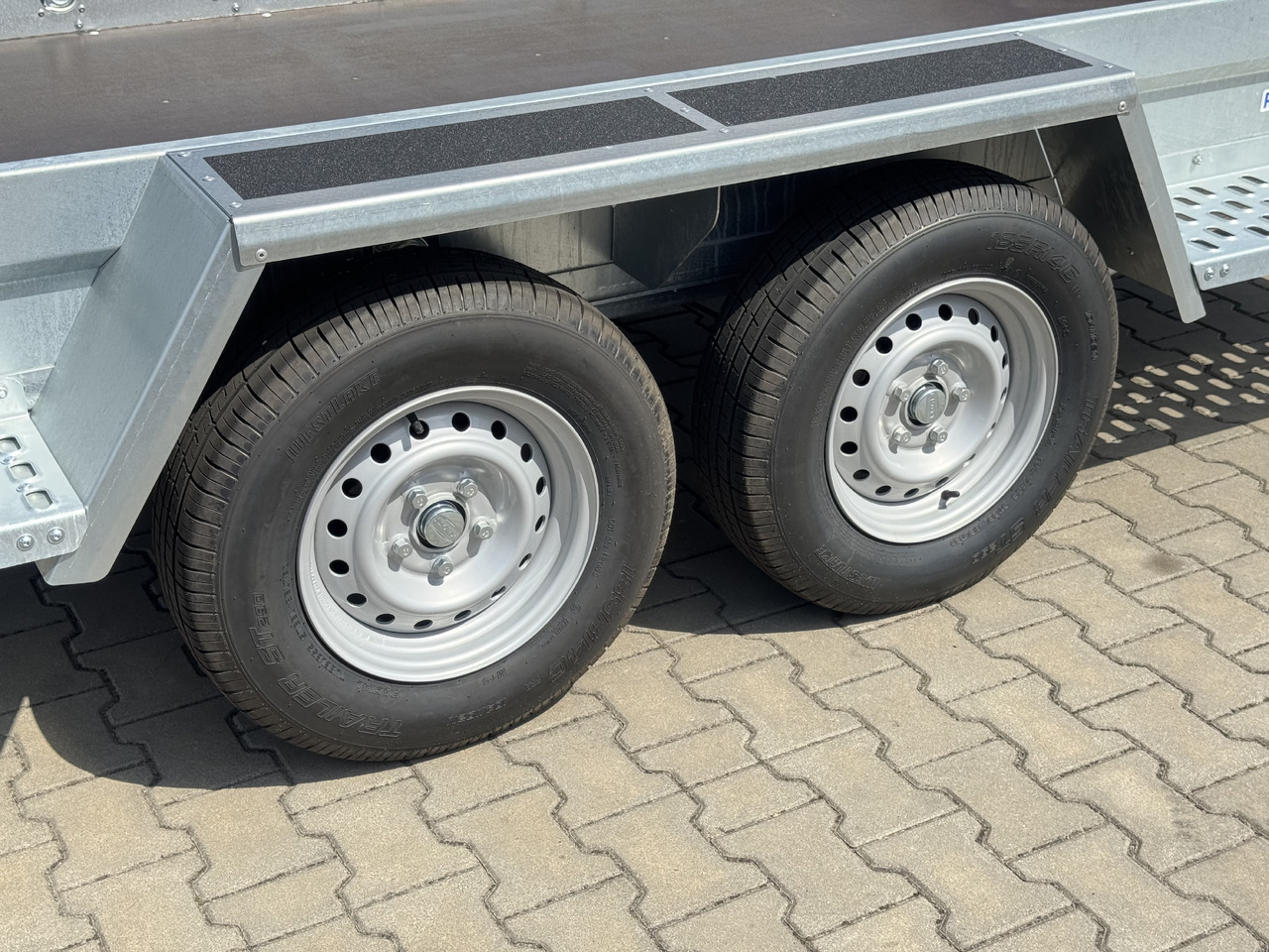 ZASŁAW MK350TH - Remolque porta maquinaria: foto 5 ZASŁAW MK350TH - Remolque porta maquinaria: foto 5