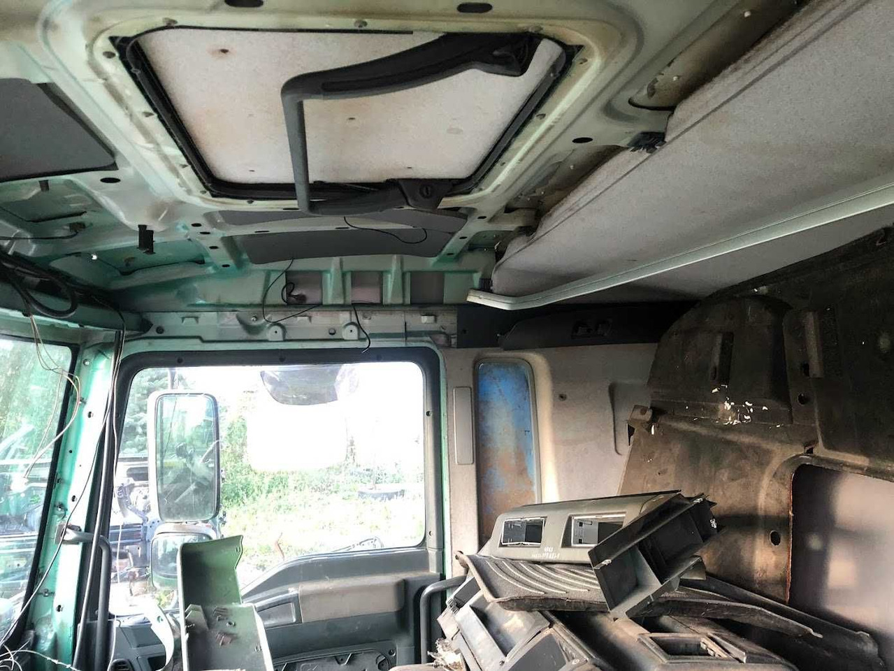 Kabina niska do MAN TGA , 2007 r - Cabina para Camión: foto 5 Kabina niska do MAN TGA , 2007 r - Cabina para Camión: foto 5