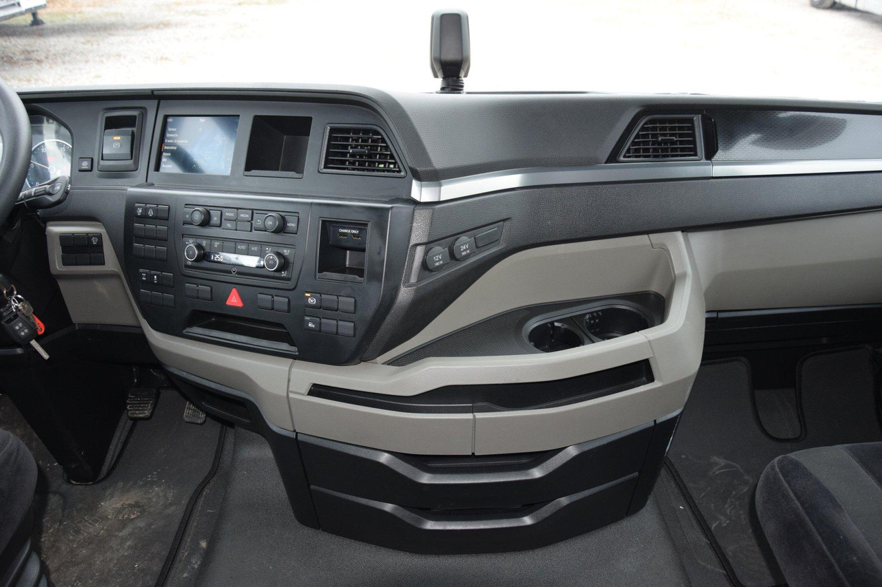 Cabeza tractora MAN TGX 18.470 GX: foto 11