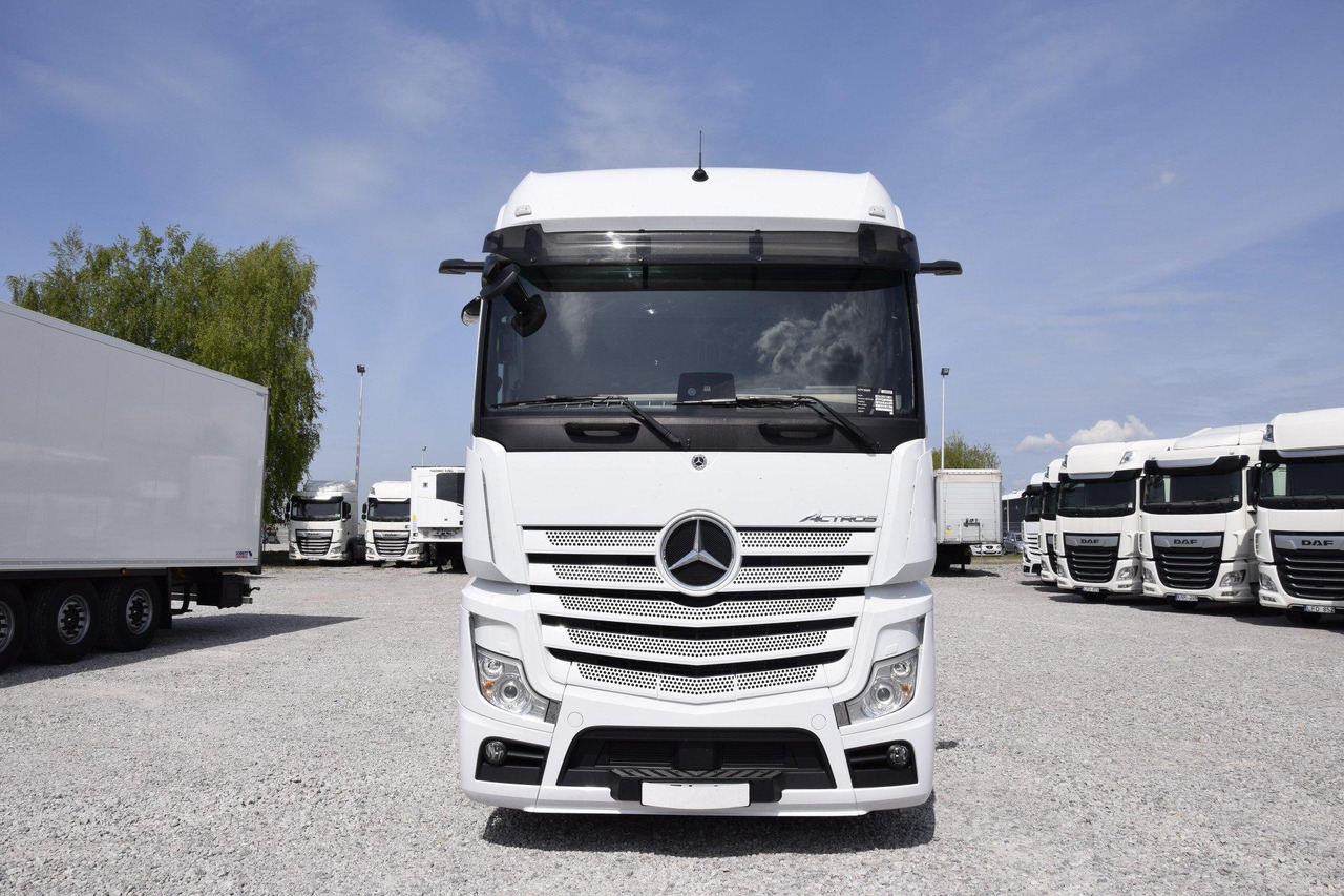 Mercedes-Benz Actros 5 1845 BigSpace - Cabeza tractora: foto 2 Mercedes-Benz Actros 5 1845 BigSpace - Cabeza tractora: foto 2