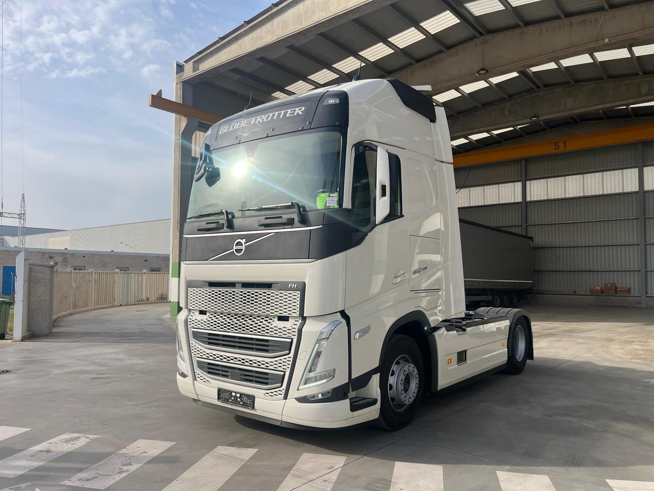 Volvo FH 460 Globetrotter XL i-Save I-ParkCool - Cabeza tractora: foto 1 Volvo FH 460 Globetrotter XL i-Save I-ParkCool - Cabeza tractora: foto 1