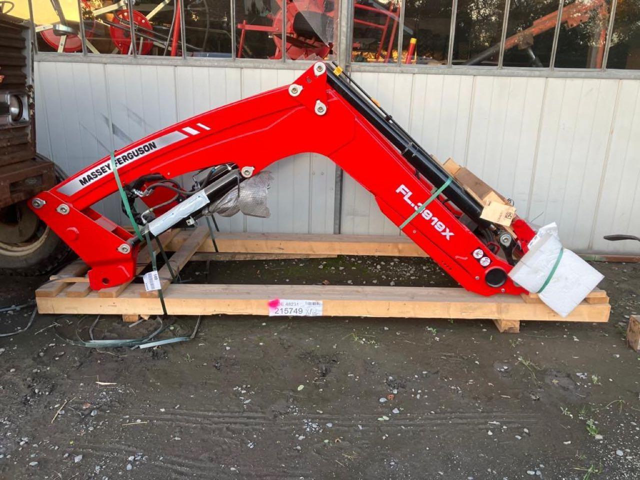 ALÖ X5SDME / MF FL3919X - Cargador frontal para tractor: foto 2 ALÖ X5SDME / MF FL3919X - Cargador frontal para tractor: foto 2