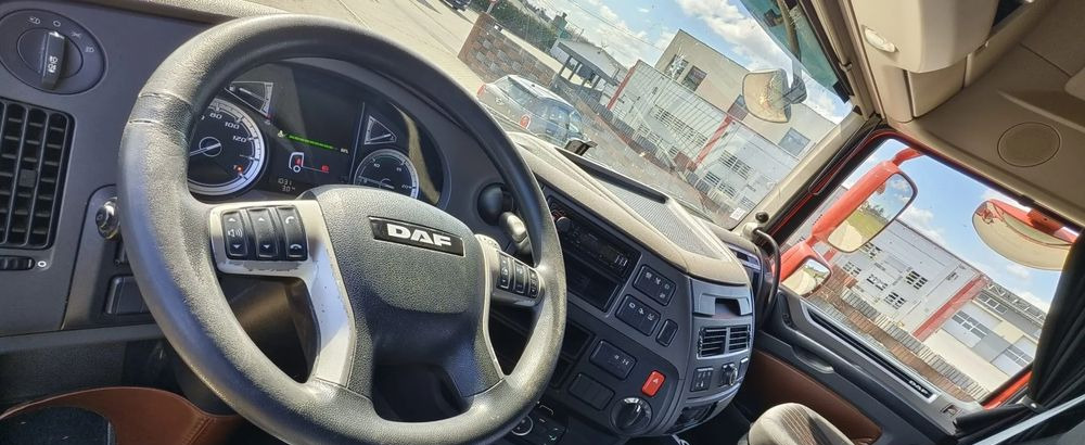 Cabeza tractora DAF XF SUPER SPACE CAB/RETARDER/EURO6/KLIMATYZACJA: foto 11