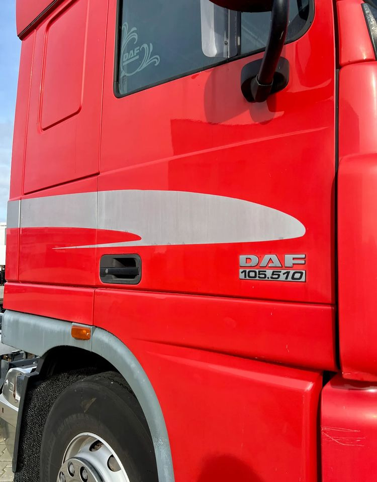 DAF XF105.510 | 6x2 | Pod zabudowę |Os podnoszona i skrętna | Retarder | Webasto | Klimatyzacja - Camión chasis: foto 4 DAF XF105.510 | 6x2 | Pod zabudowę |Os podnoszona i skrętna | Retarder | Webasto | Klimatyzacja - Camión chasis: foto 4
