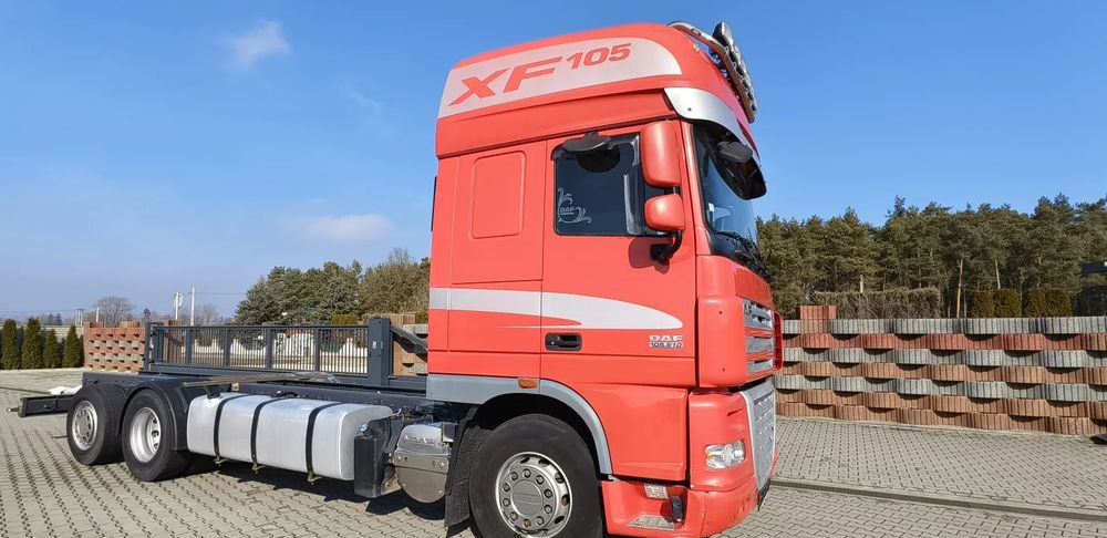 DAF XF510 /SKRĘTNA PODNOSZONA OŚ/6X2 - Camión chasis: foto 2 DAF XF510 /SKRĘTNA PODNOSZONA OŚ/6X2 - Camión chasis: foto 2
