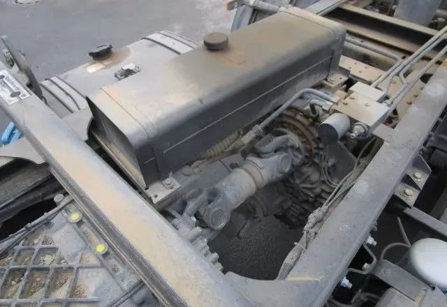 Camión volquete MAN TGS 18.360 4x4 BB – Meiller 3-stronna wywrotka | Euro 5 | 216 tys. km: foto 15 Camión volquete MAN TGS 18.360 4x4 BB – Meiller 3-stronna wywrotka | Euro 5 | 216 tys. km: foto 15