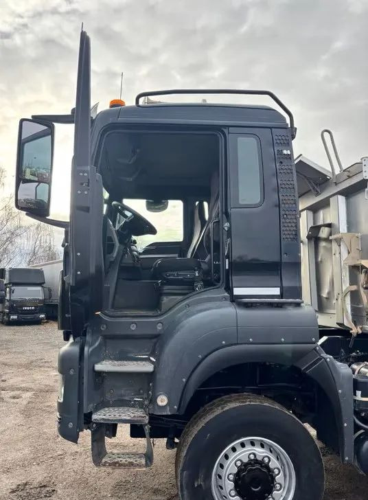 Camión volquete MAN TGS 35.460 / 8x6 – Meiller Trójstronna wywrotka  / Euro 6c / Kamera /: foto 12