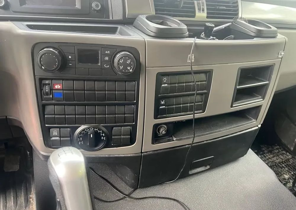 MAN TGS 41.460 8x8 • Meiller • Muldenkipper • Allrad • Euro 6d • Przebieg: 85 000 km - Camión volquete: foto 5 MAN TGS 41.460 8x8 • Meiller • Muldenkipper • Allrad • Euro 6d • Przebieg: 85 000 km - Camión volquete: foto 5